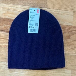 Uniqlo Navy Ribbed Knit Winter Hat